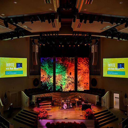 B LED Display Case for Public Performances in Mumbai, India 2