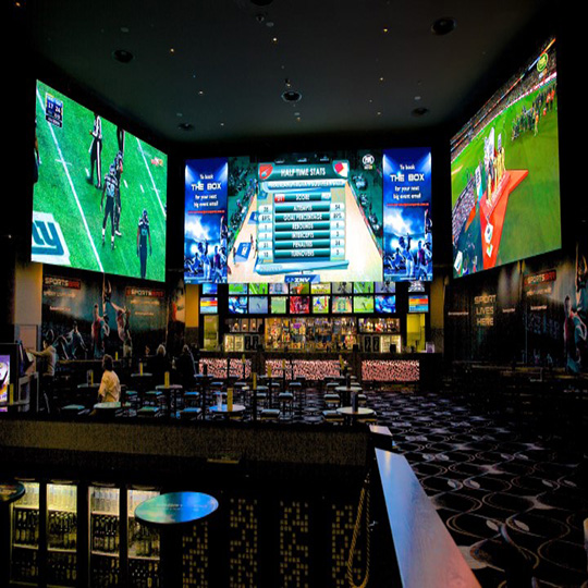 FS Plus case in sport bar，London，UK 2