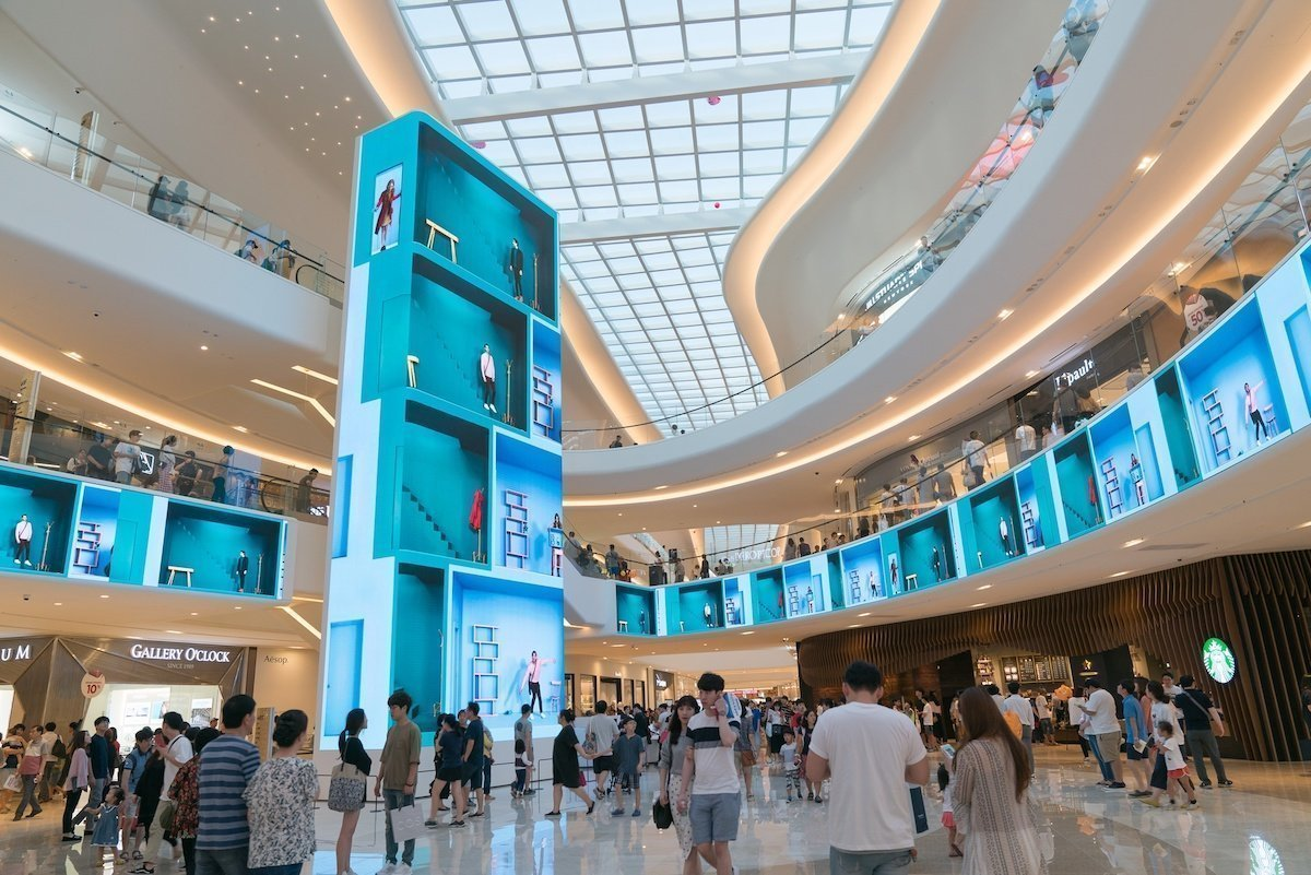 FS Plus Case In Shopping Mall Building,Beijing, China 1