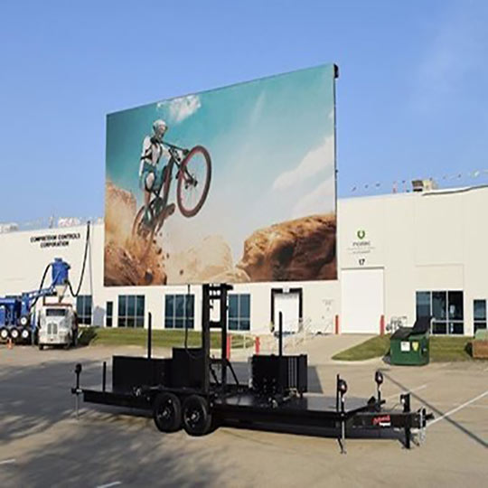 R5 Case In mobile screen in Berlin, Germany 2