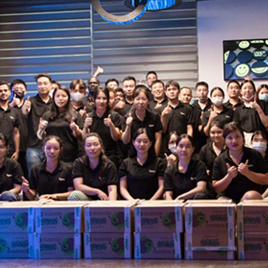 The Enbon family happily spent the Mid-Autumn Festival and received gifts prepared by the company |En