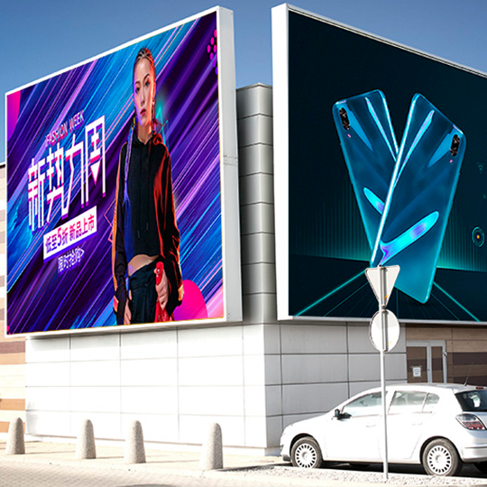  FC-B model case  at the Wangfujing shopping mall in Beijing 1