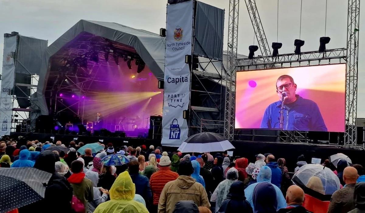 R5 Case In Music Festival Site In Munich, Germany 1