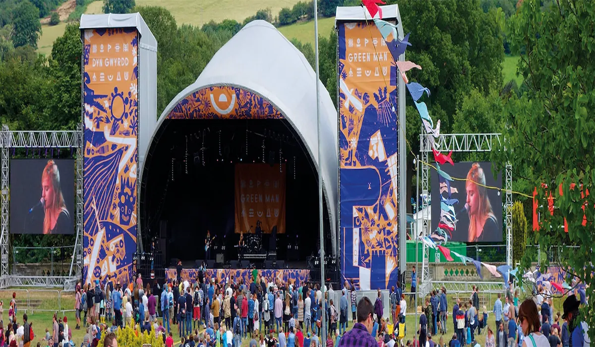 R5 Case In Music Festival Site In Munich, Germany 2